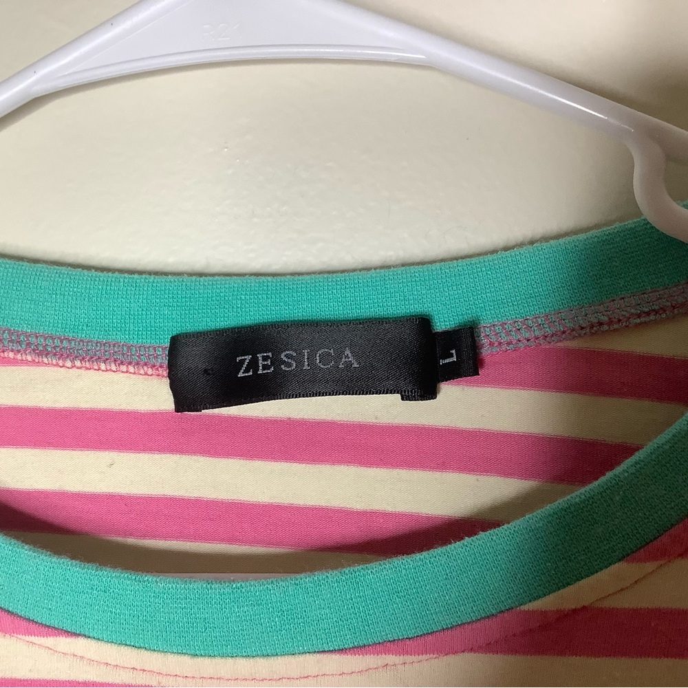 < Zesica Pink Striped Long Sleeve Oversized Tee > - Picture 5 of 6